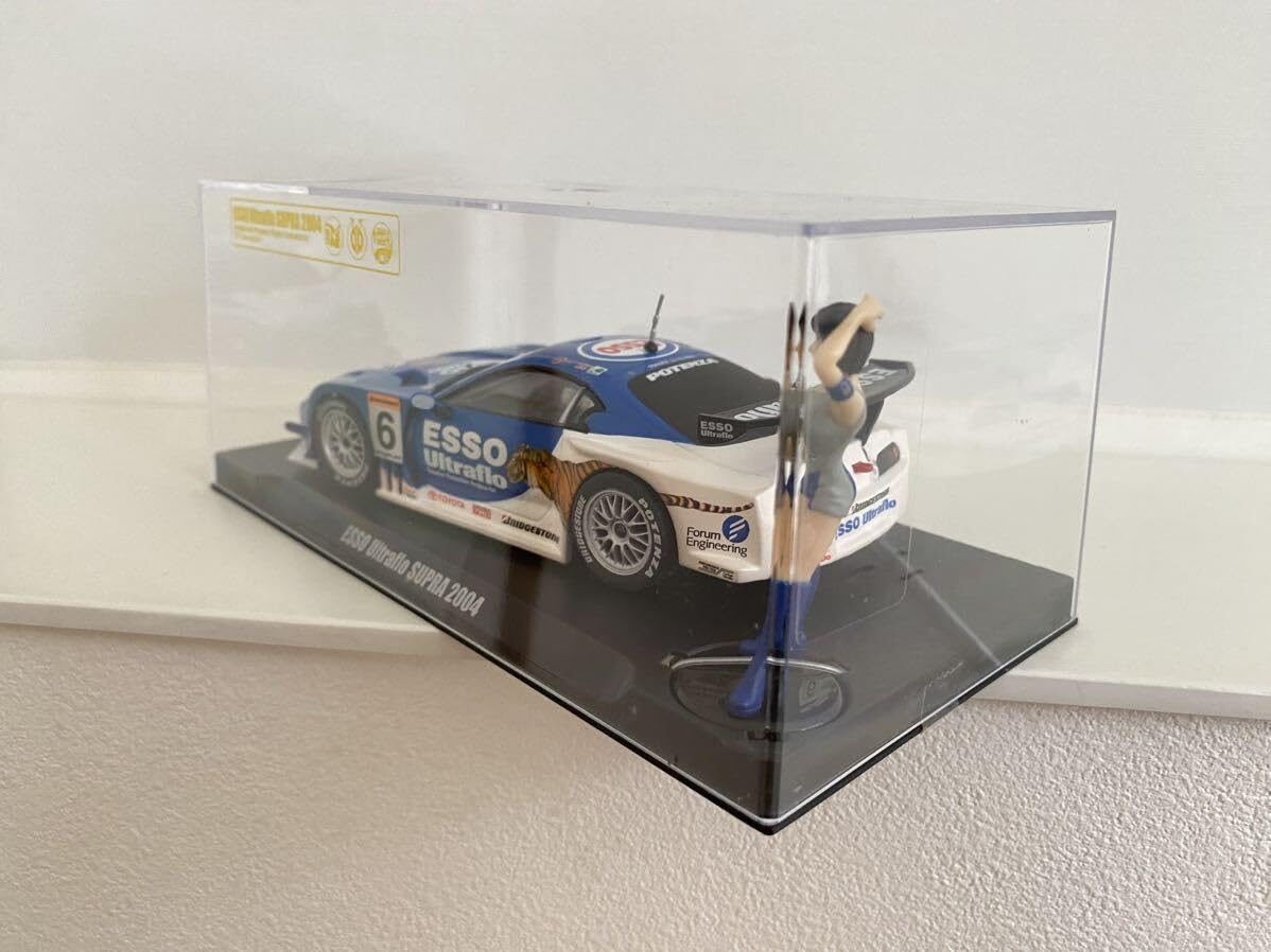 Amazon | 1/32 スロットカー ESSO SUPRA 2004 レースクイーン付き 1/32