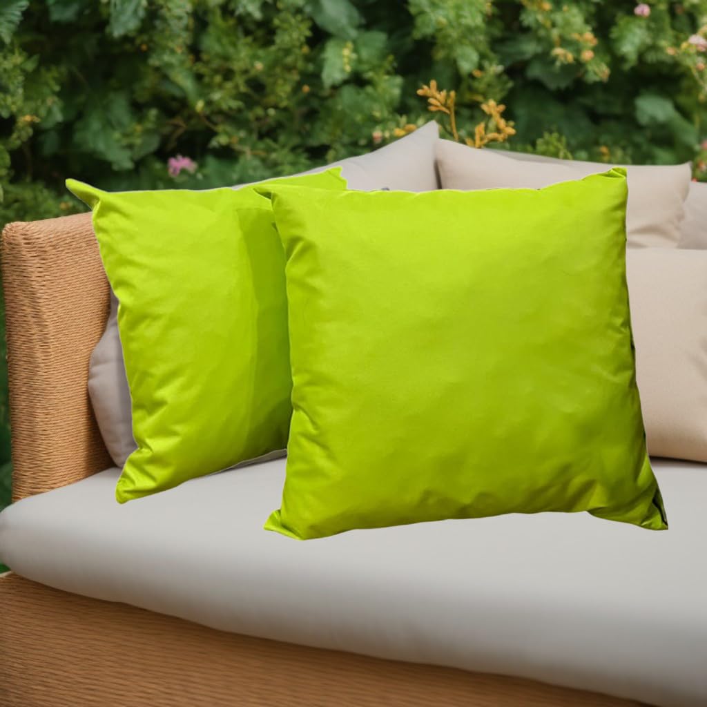 A ATH COLLECTION Premium Large Garden Scatter Cushion Water Resistant Cushions For Garden Furniture 18 x 18 Inch Shredded Foam Filled Outdoor Seating Great for Patio Rattan Chairs (4, Light Green)