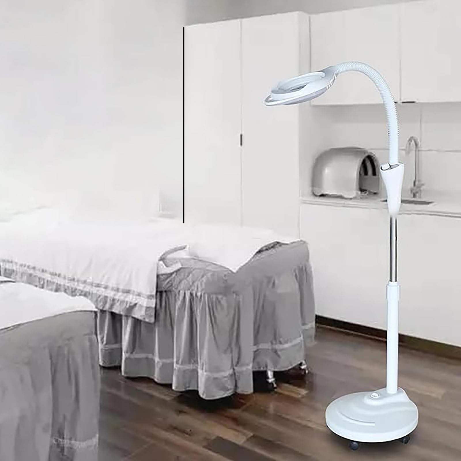 Lampe d'examen chirurgicale mobile, lampe d'examen sur roulettes, avec loupe 8X, lampe d'examen à col de cygne flexible, adaptée à la clinique externe, à l'examen physique, au salon de beauté