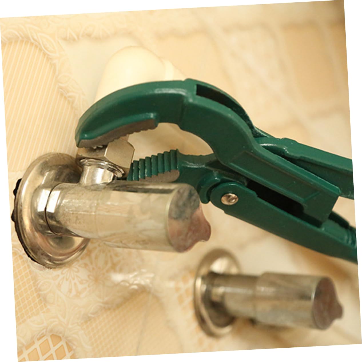 Gadpiparty Carbon Steel Faucet Plier Multifunctional Tube Plier Pipe Grip Wrench Heat Treated Comfortable Double-layer Handle