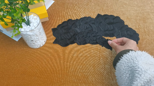 Amazon.com: WILLBOND 8 Pieces Black Iron on Rose Flower