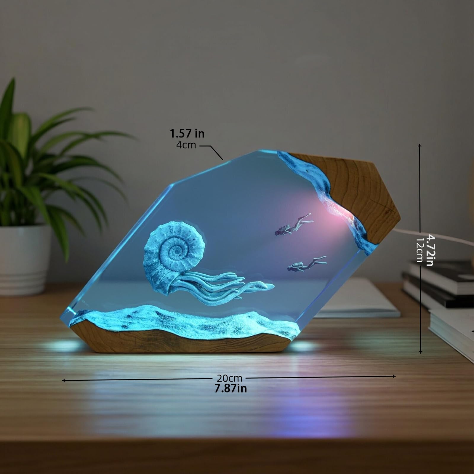 Lámpara Amonita de Resina Epoxi con Buzo, Base de Madera LED