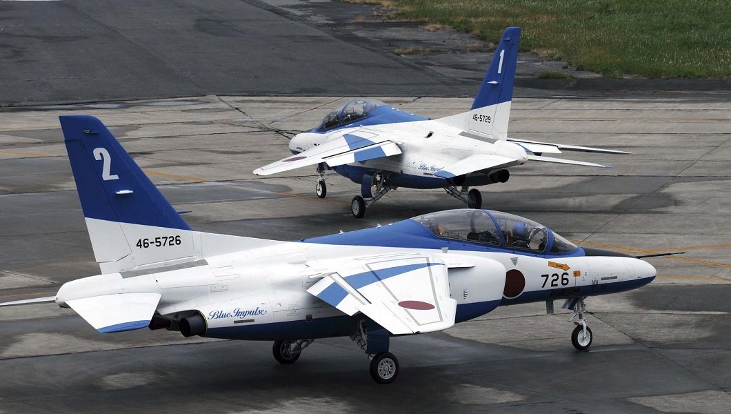 ブルーインパルス　T-4 1/72 川崎 T-4 ブルーインパルス 2002 (プラモデル) - ホビーサーチ