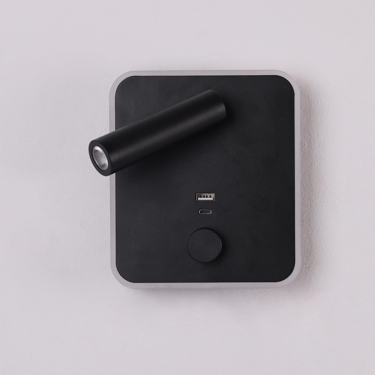 30W Schnellladung Plug-in Wandlampen mit zwei USB-A/C Ports, verstellbare Leselampe, 2-in-1 Installation für Schlafzimmer/Wohnzimmer, LED-Wandlampen (Schwarz)