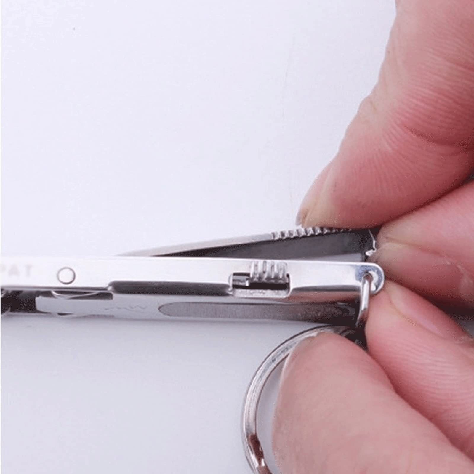 Nagelknipser, 0,5 cm, faltbar, ultradünn, tragbar, Edelstahl, Nagel-Zehenschneider, Trimmer, Schere, Maniküre, Pediküre, Fingernagelknipser, Beauty-Tools