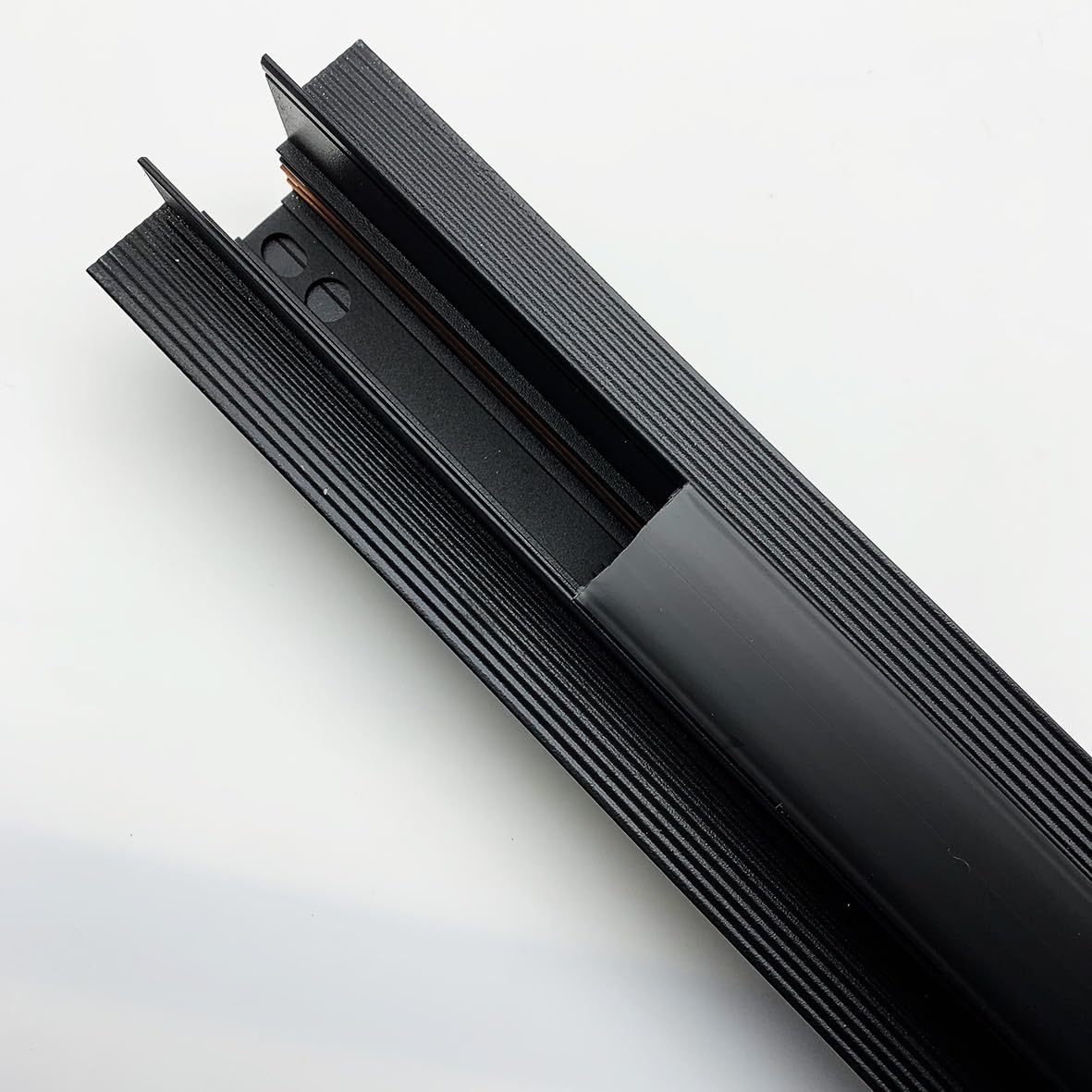 Rail Magnétique Encastré 48V 2m NOIR - SILAMP