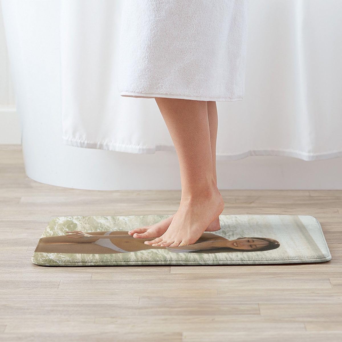Amazon | 賀喜遥香4バスマット 風呂マット ふんわり 洗面所 マット 足
