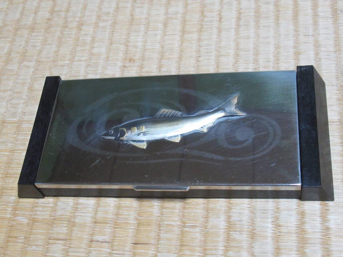 Amazon.co.jp: □ 1920年頃(大正時代)桐製共箱付！銀座和『鮎』金属製