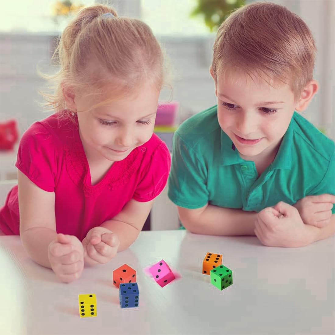 48 sztuk gumowych kości do zabawy, kości piankowe, 2 cm, miękkie kostki, gry edukacyjne dla dzieci, szkoła na Dzień Matki, urodziny i inne święta