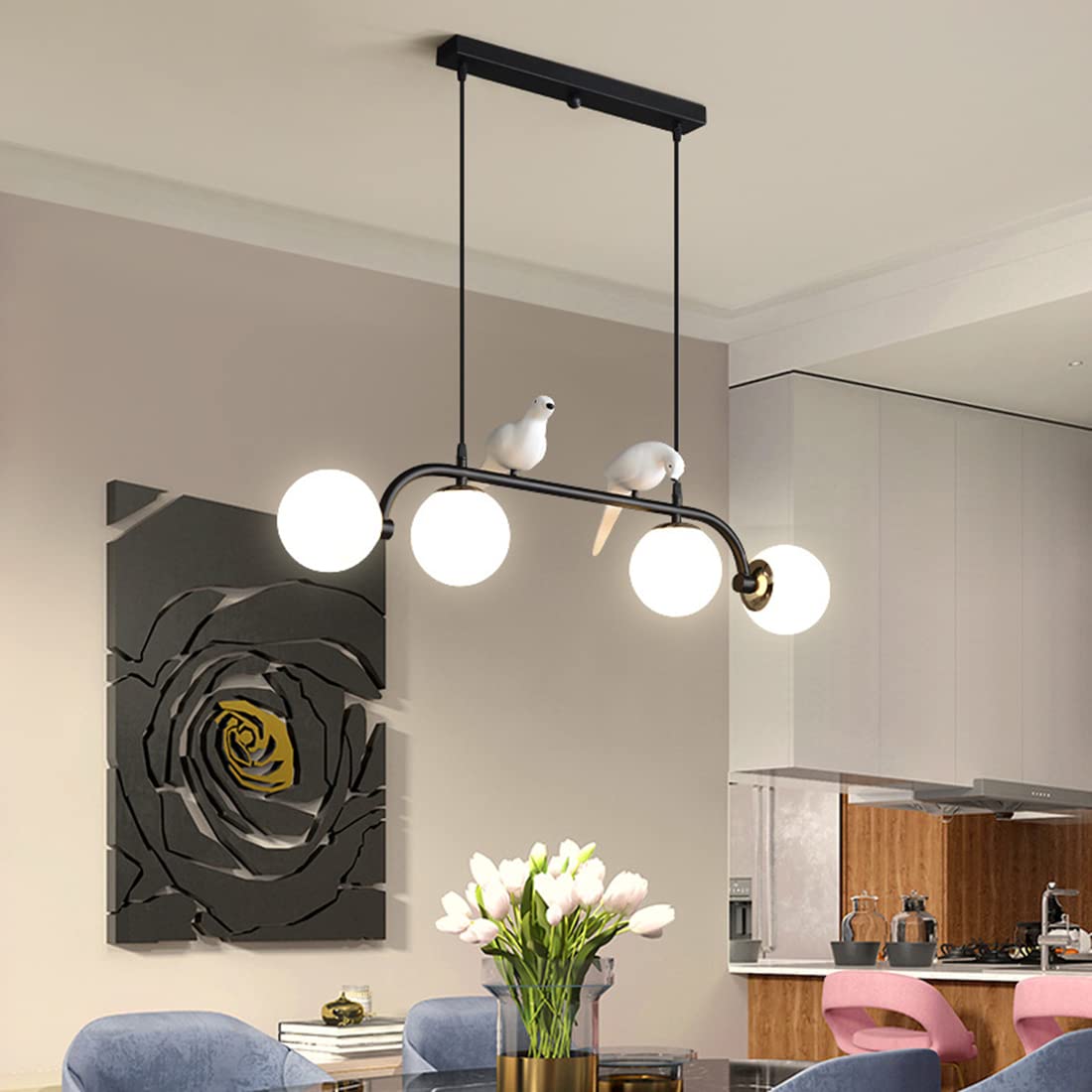4 światła Szklana kula Oświetlenie żyrandola Matowa czarna lampa wisząca z kloszem ze szklanej kuli i pięknym wzorem ptaka, lampa wisząca sufitowa w stylu vintage do sypialni Salon Jadalnia (B)