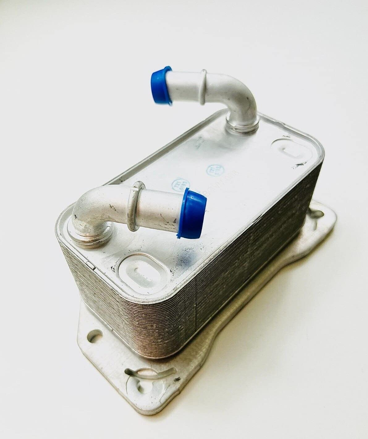 Oil Cooler Compatible with VOLVO V70 III 2.0 D T5 D4 2013-2016 31293761 EEP/VV/049A