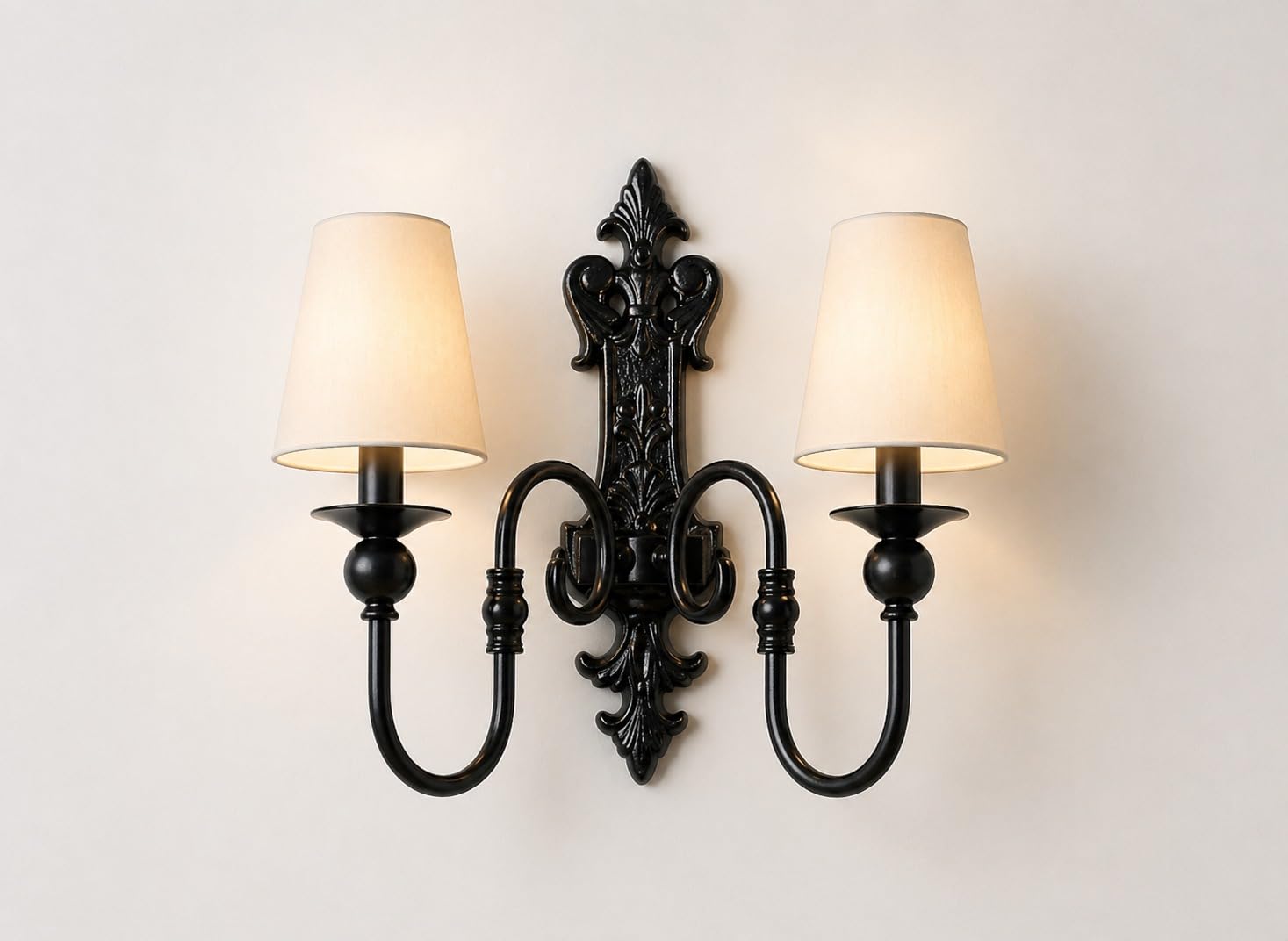 ANDWANG Lumière Bicolor Twin Set black ALEX LIGHT'S Double Arm Wall Sconce, Black, Ornate Backplate