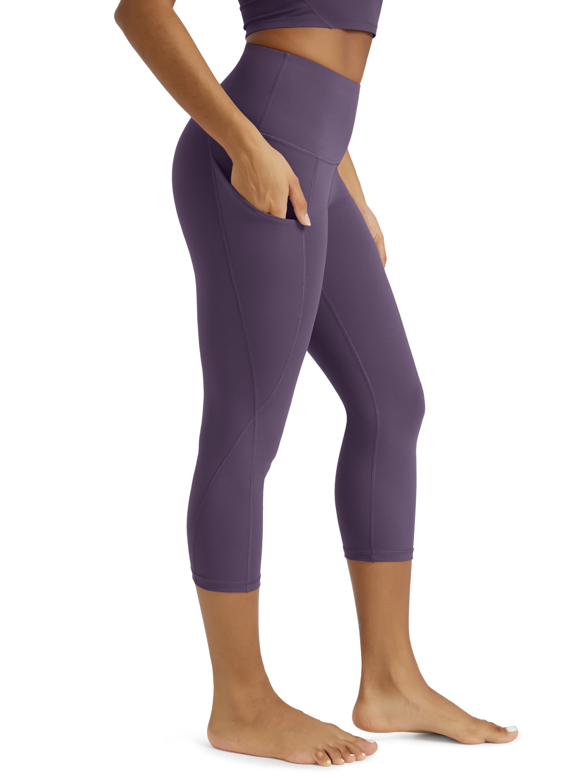 ODODOS Women's High Waisted Yoga Capris with Pockets, Tummy Control Non See Through Workout Athletic Running Capri Leggings