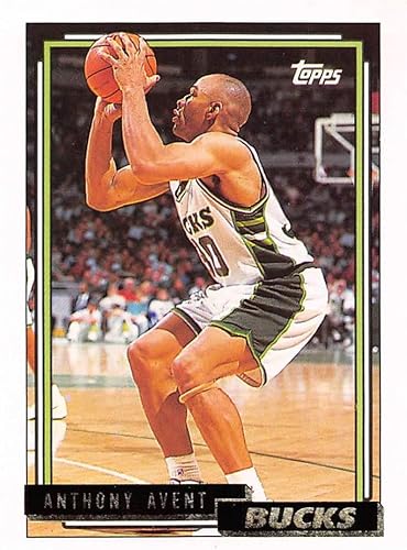 1992-93 Topps Gold Basketball #321 Anthony Avent Milwaukee Bucks Official NBA Basketball Trading Card in Raw (NM or Better) Condition