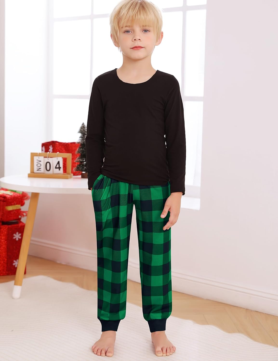 SWOMOG Unisex Kids Plaid Pajama pants for Boys & Girls Comfy Sleepwear Bottoms Lounge Jogger PJ Pants with Pockets