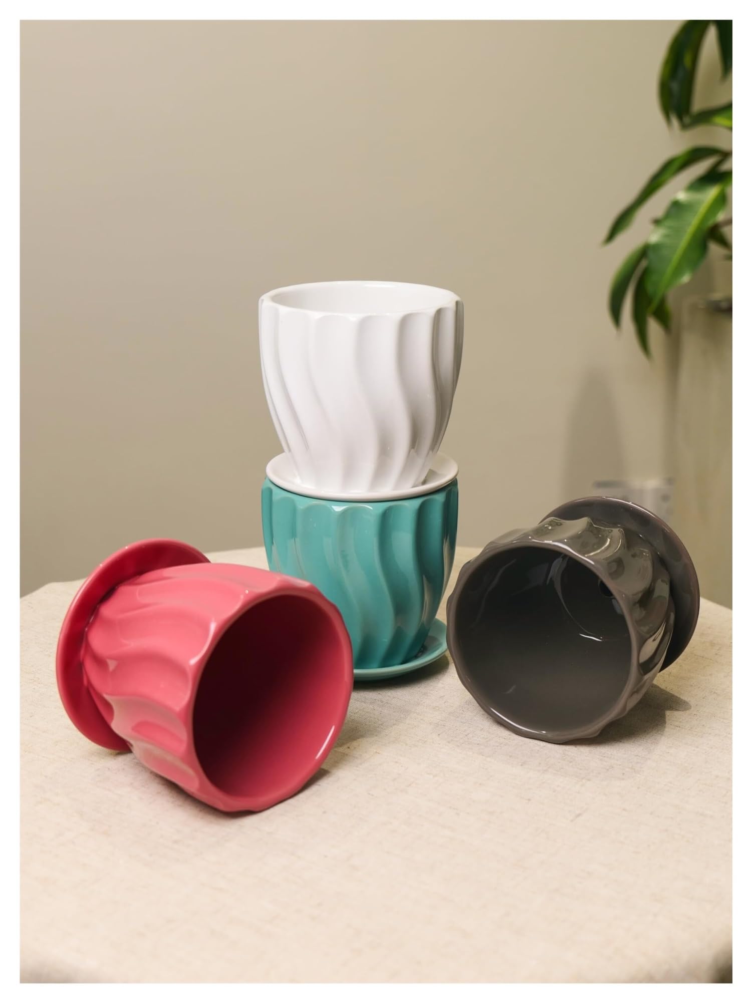 Doniczki ceramiczne doniczki na rośliny z podstawką, nowoczesne minimalistyczne dekoracyjne kwiaty prezenty dla miłośników roślin