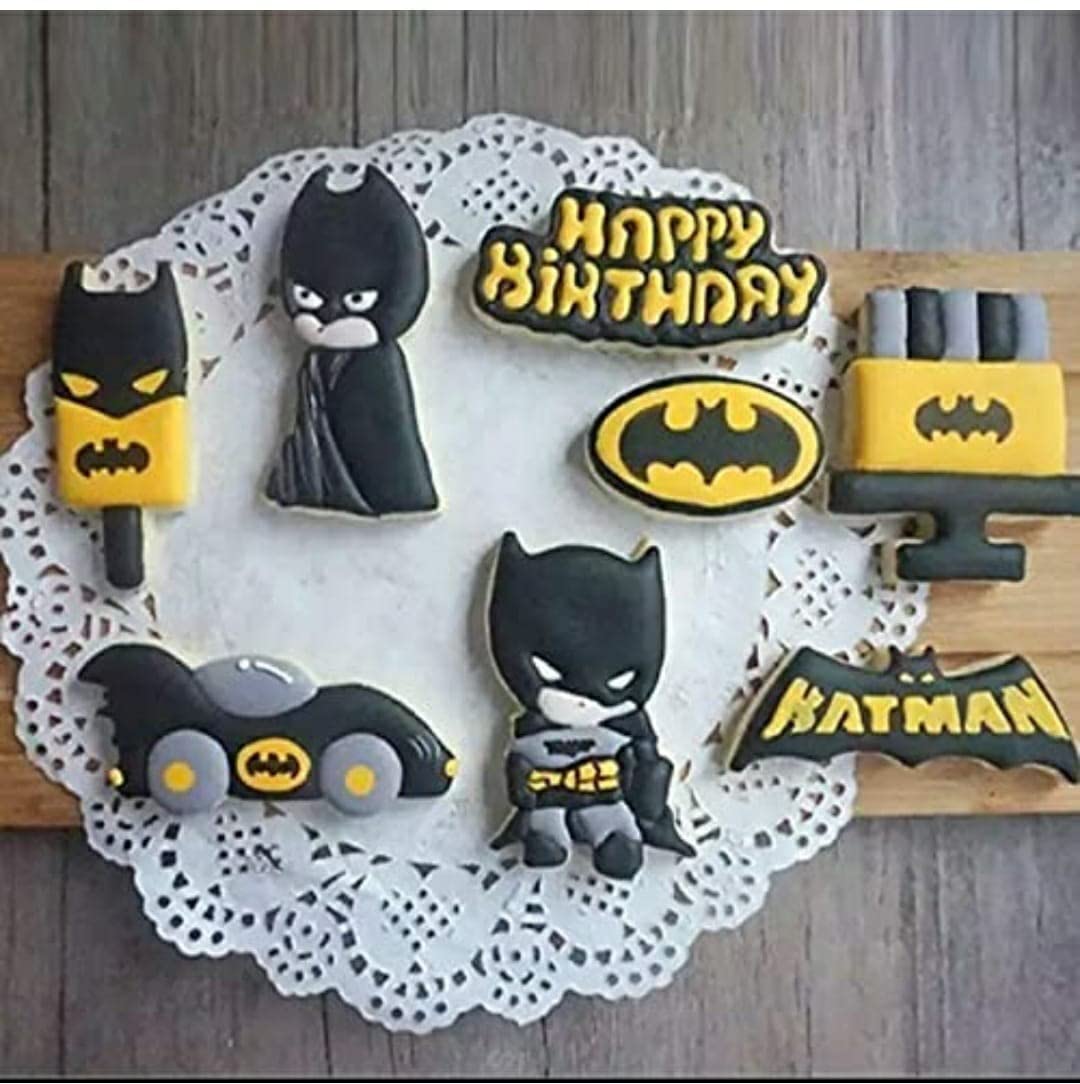BGTR 8Pcs Batman Cutters for Fondant and Cookie Cutters for Cake preperation