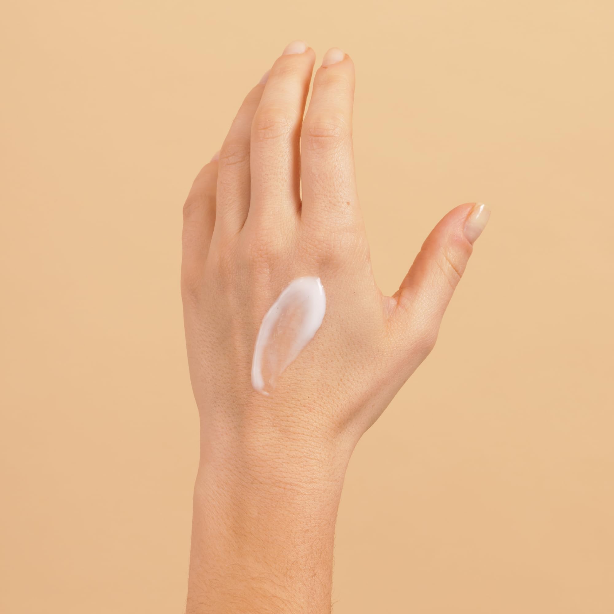 LES PETITS PRODIGES Lait Après Soleil Visage & Corps - Senteur Monoï - 100% Naturel, Bio, Hydrate, Apaise, Rafraîchit, au jus d'Aloe Vera - Tube en Aluminium recyclable - Fabriqué en France - 100ml