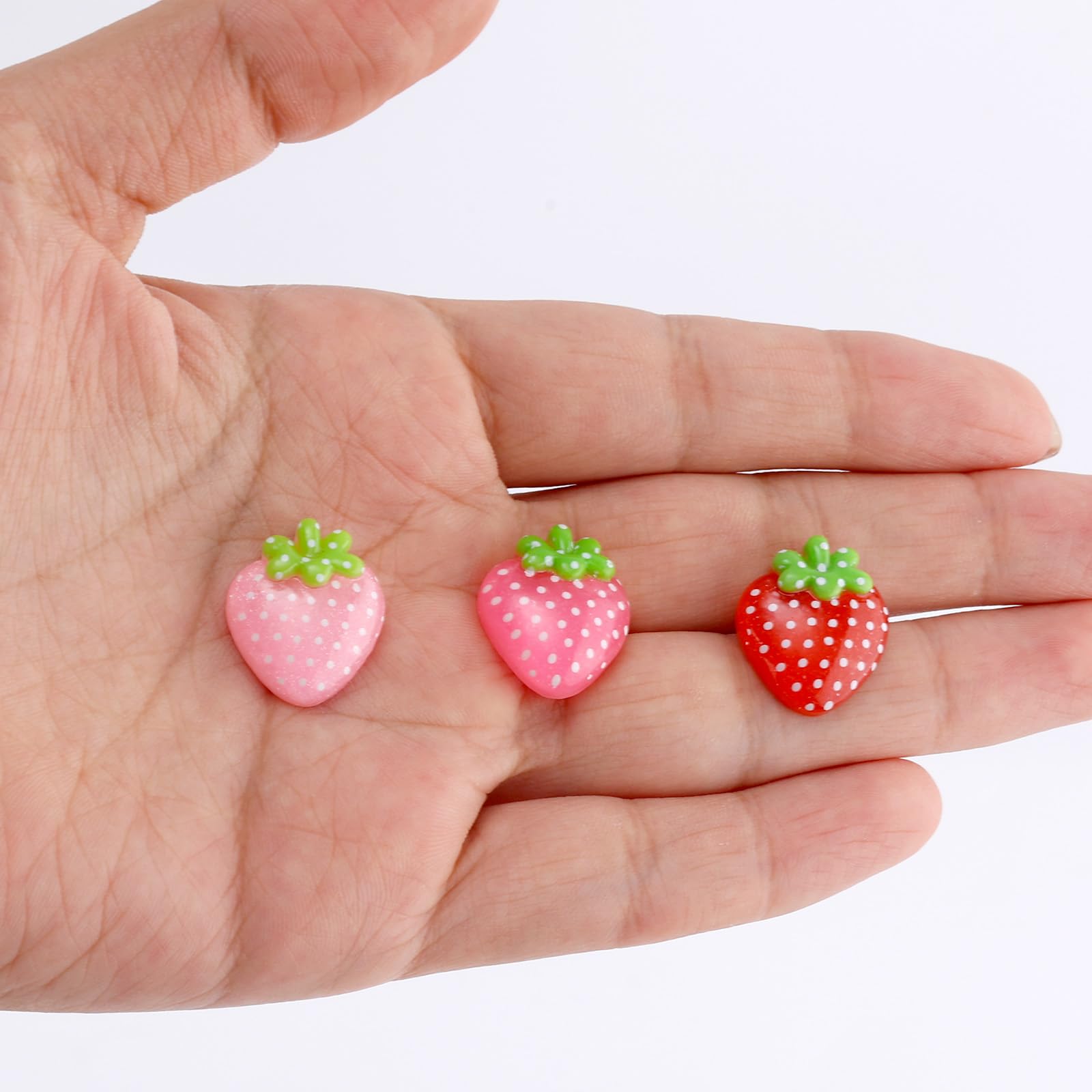 90 Stück Mini Erdbeeren Aus Kunstharz - Flache Anhänger Für DIY, Schmuck, Deko