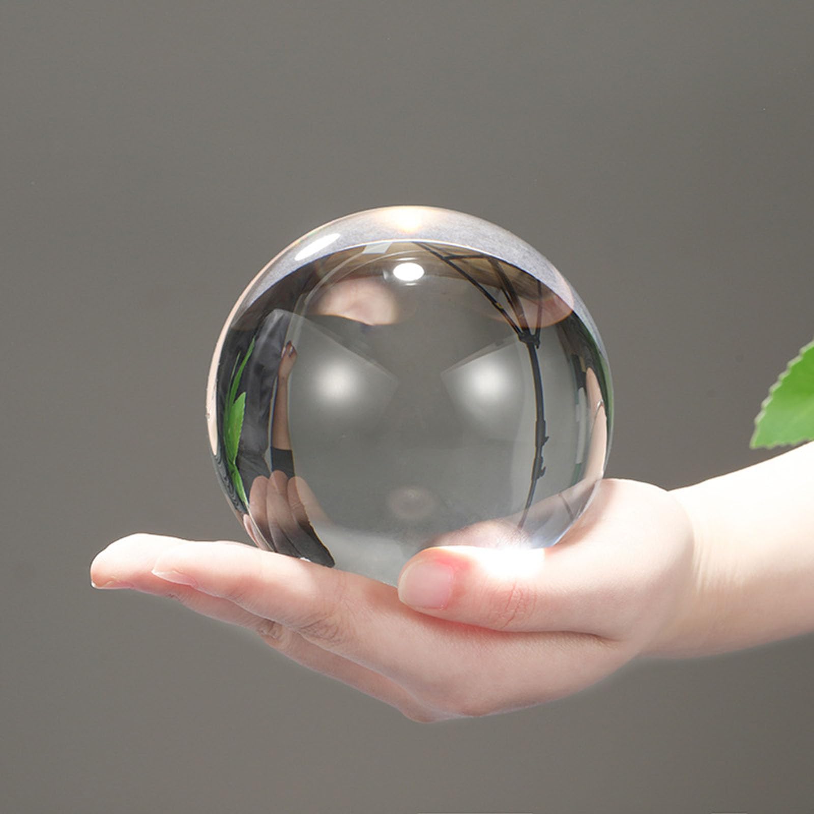 JFGCTYHXY Crystal balls, Decorative Sphere Glass Ball Photography Prop for ations Meditation Healing Witchcraft,10cm(6cm)