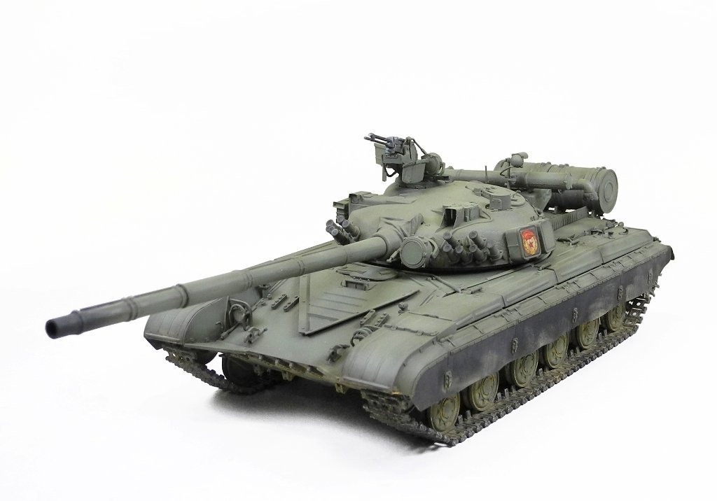 Amazon | トランペッター 1/35 ソビエト軍 T-64 主力戦車 Mod.1981