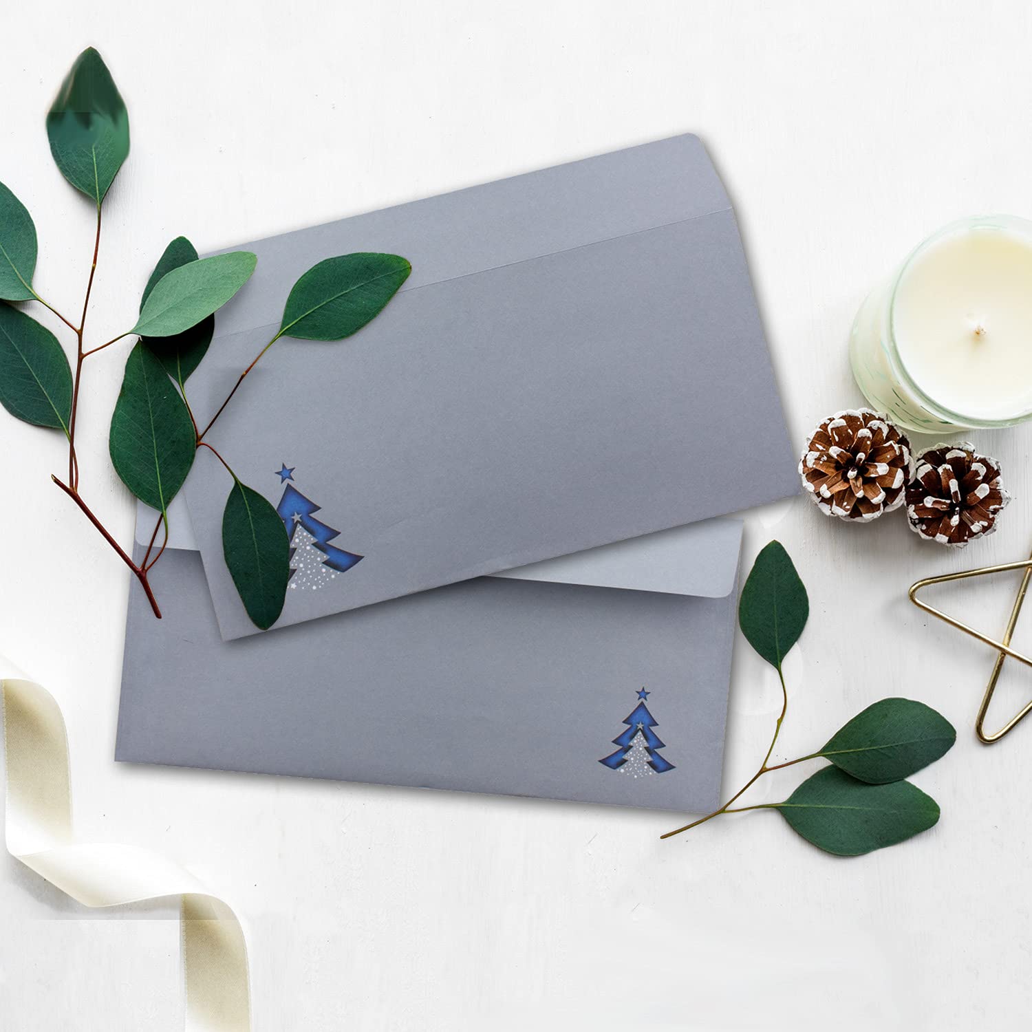 700 buste per lettere, formato DIN lungo, con albero di Natale blu, con chiusura adesiva, 110 x 220 mm, 120 g/m², motivo per aziende e private
