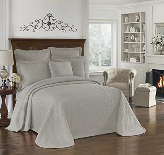 King Charles Modern Farmhouse Floral Matelasse Bedspread, 100% Cotton Breathable Bedding, Full/Queen, Grey