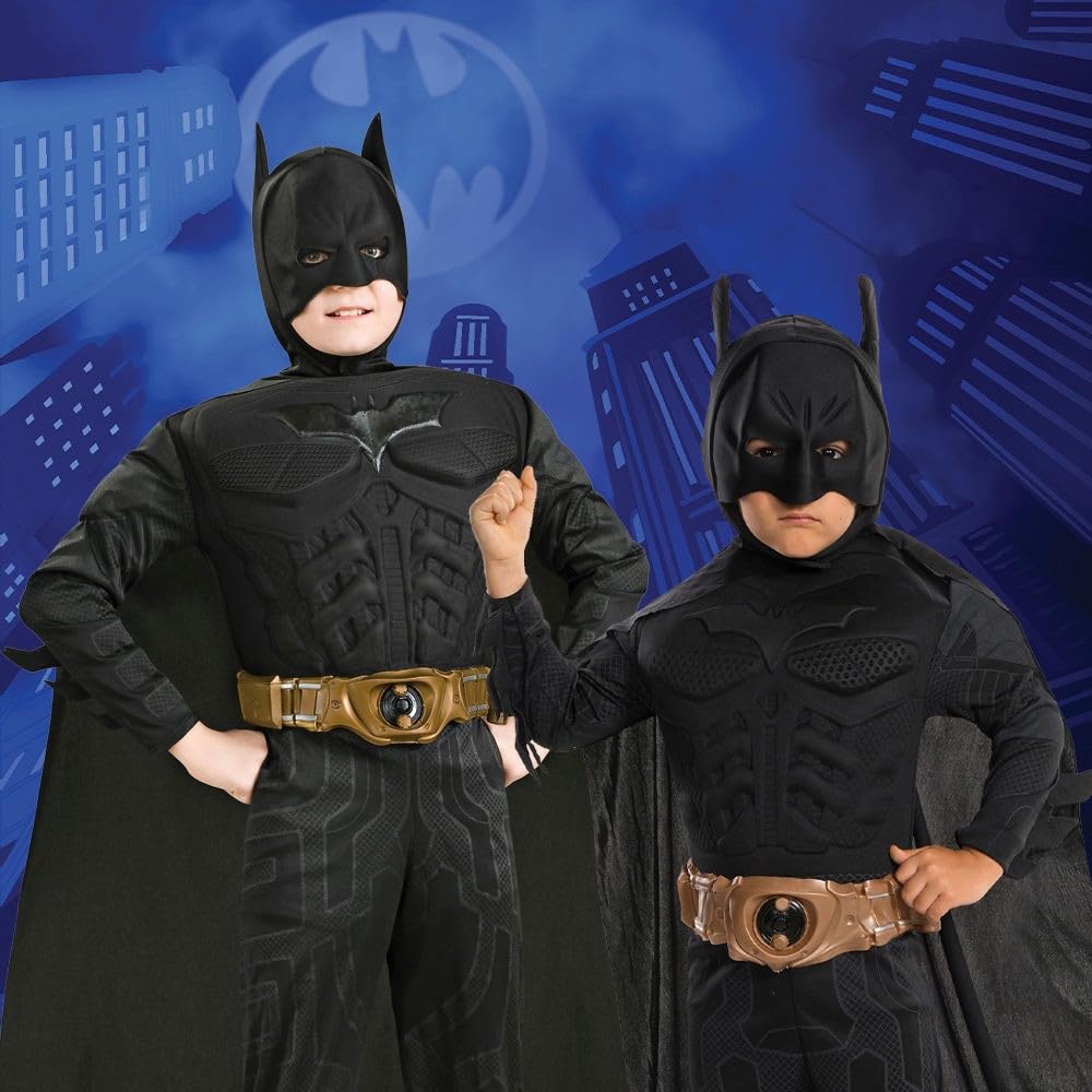 Rubies Offizielles Batman Begins Dark Knight Muskelkostüm für Kinder – Jumpsuit, Umhang, Gürtel & Maske enthalten
