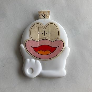 藤子不二雄　昭和レトロ　オバケのＱ太郎　フィギュア　指人形 Amazon.co.jp: オバケのQ太郎 珍品 オバQ バッジ フィギュア人形藤子