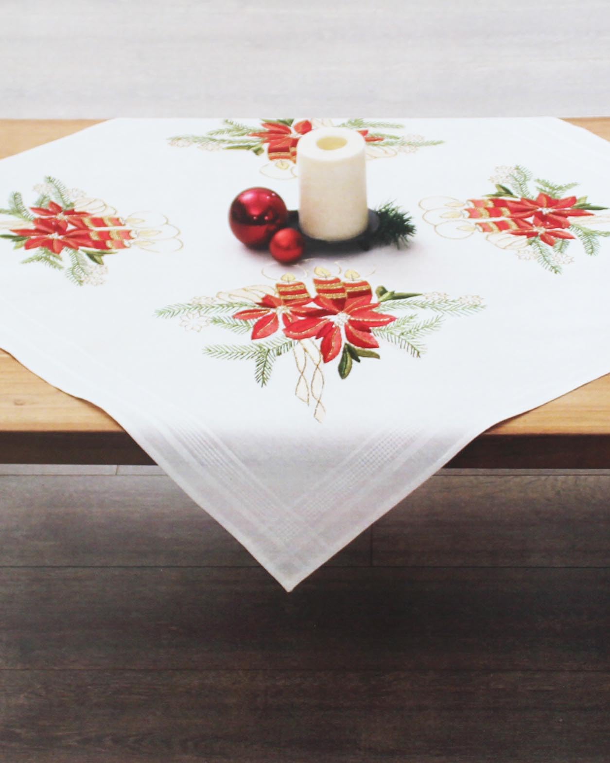 Kaaca - Kit De Broderie - Otif Étoiles - Nappe De 80 X 80 C Pré