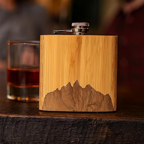Miniatura 3 de WUDN Frasco de madera de 6 oz. - Cuerpo de acero inoxidable, montañas de dientes de sierra Bamboo Sky