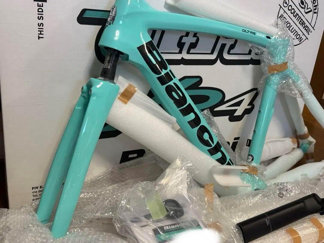 【新品】ビアンキ オルトレ XR4リムブレーキ 53サイズ メトロン5Dハンドル ビアンキ オルトレ XR4リムブレーキ 53サイズ メトロン5Dハンドル