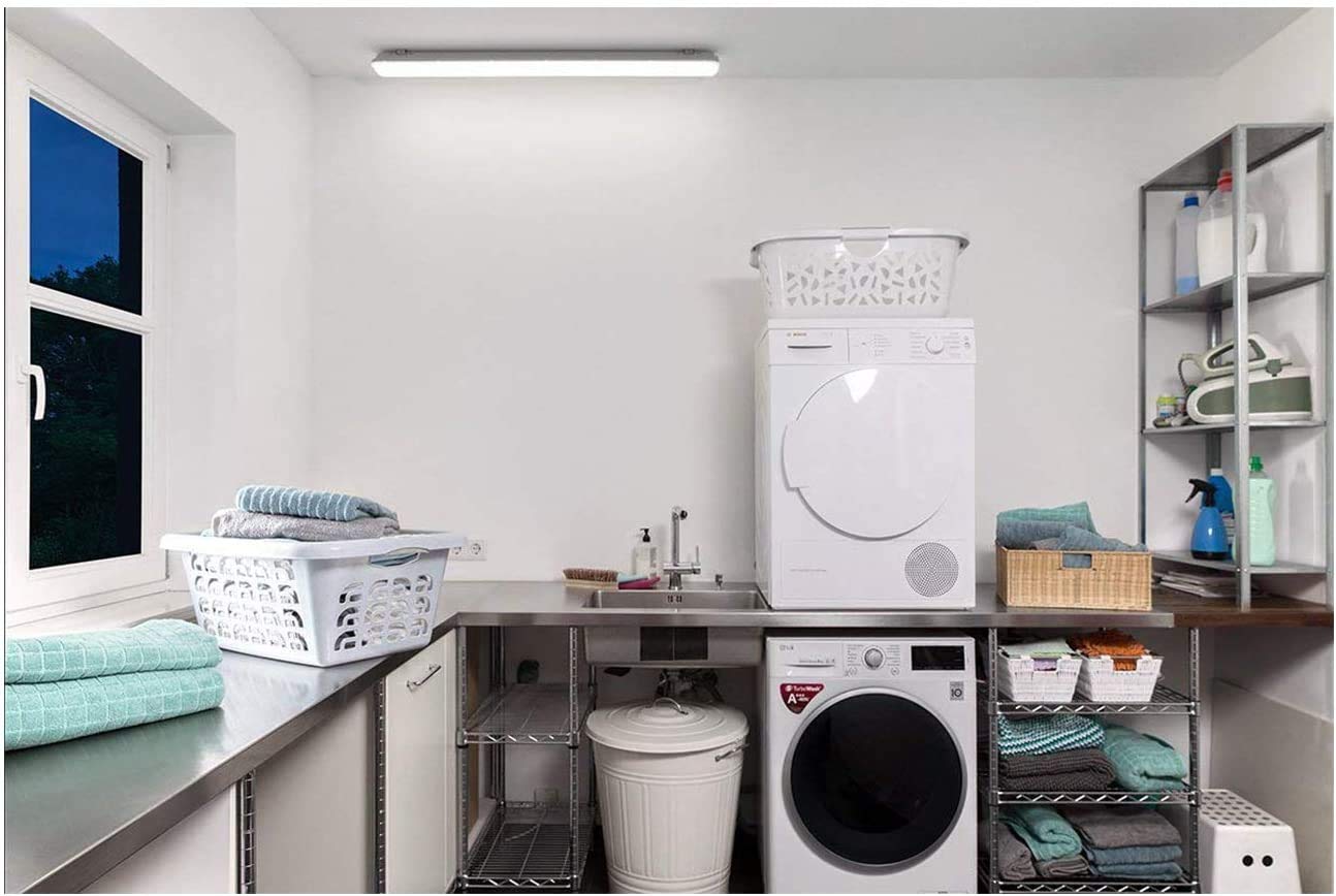 Velamp TNE258 Plafoniera stagna IP65 150 cm con tubi T8 LED, luce neutra