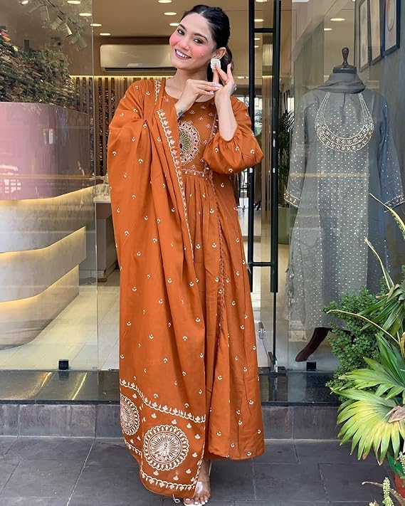 Image of KLOSIA Women Rayon Printed Anarkali Kurta Set with Dupatta