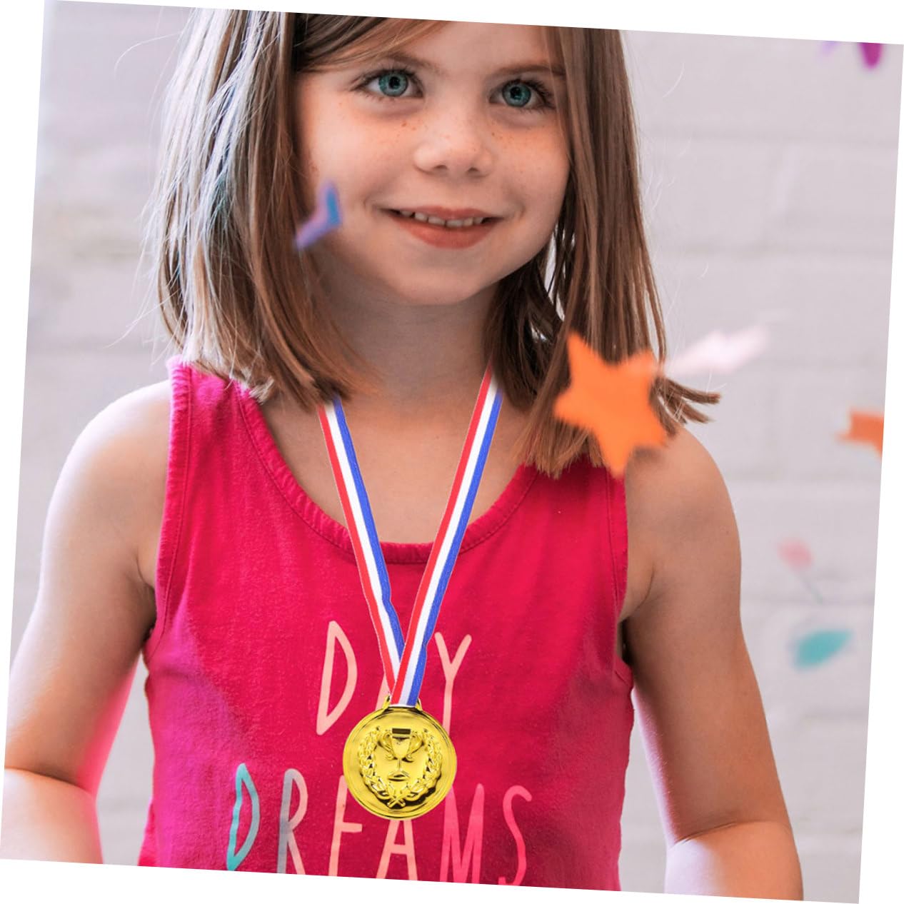 TOYANDONA Medallas de Premios Deportivos para Niños 50 Piezas Galvanizadas Oro Metal con Cinta para Fútbol y Baloncesto Eventos Escolares Fiestas Deportivas