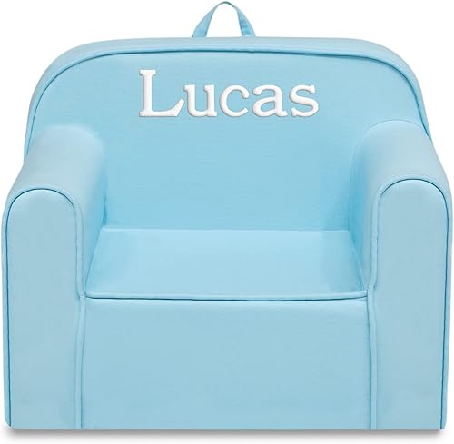 Miniatura 1 de Delta Children Cozee - Silla para niños, sofá de espuma de 1 plaza para niños pequeños que se puede personalizar con nombre, tiene funda extraíble