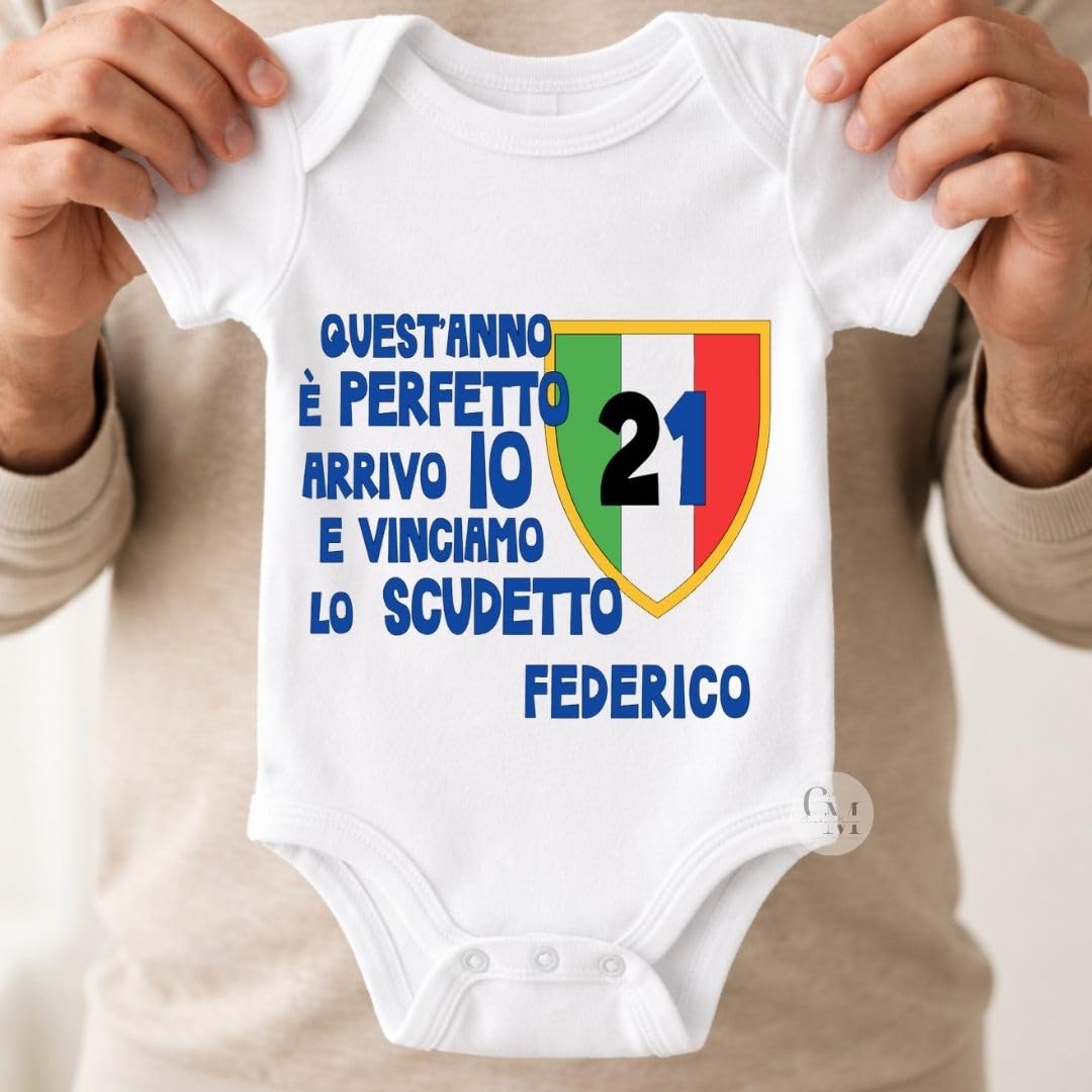 Butterfly Store Body Neonato Inter Campione d’Italia Personalizzato con Nome – Body Scudetto Inter per Piccolo Tifoso Interista, 100% Cotone, Regalo Nascita Calcio