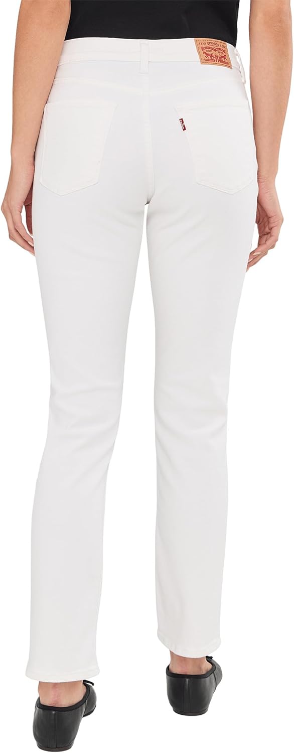 Levi's Women's Classic Straight Jeans - Image 4