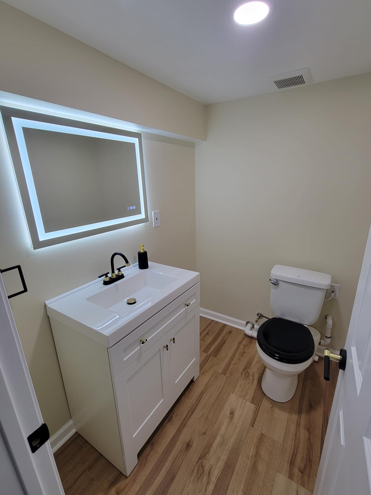 Image #1 from Naeem C