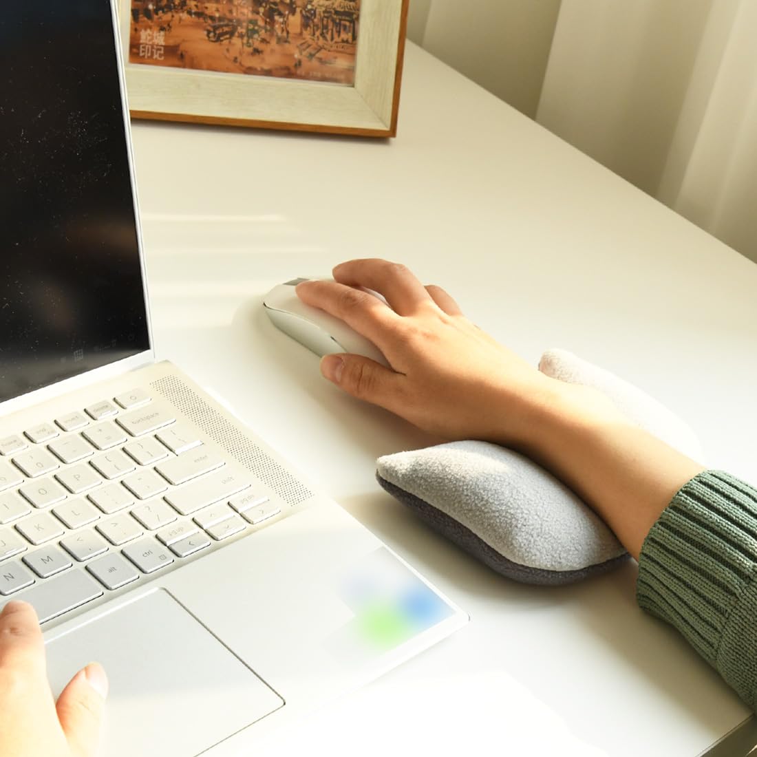 Ergonomische große Handgelenkauflage für Maus, Ergobeads Verdicktes Mauspad für Computer, Laptop, PC-Spiele, Home-Office-Arbeit, einfaches Schreiben, Schmerzlinderung am Handgelenk (Grau)