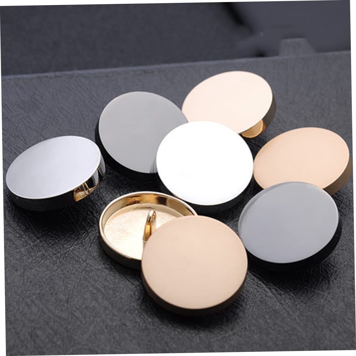 NUOBESTY 150stücke Metallbuttons Für Mäntel Runde Knöpfe Zum Nähen Für Kleidung Jacken Und Taschen Langlebig Und Vielseitig Einsetzbar Goldfarben
