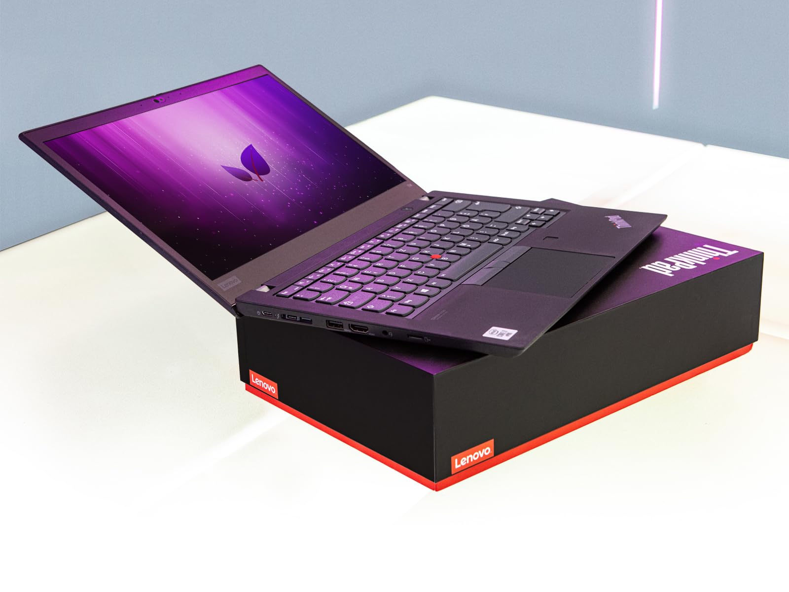 Lenovo ThinkPad T14 Gen1, Intel i7 4x1.8 GHz Prozessor, 32 GB Arbeitsspeicher, 512 GB SSD, 14 Zoll Display, Full HD 1920x1080 IPS, Windows 11 Pro TO7 (Generalüberholt)