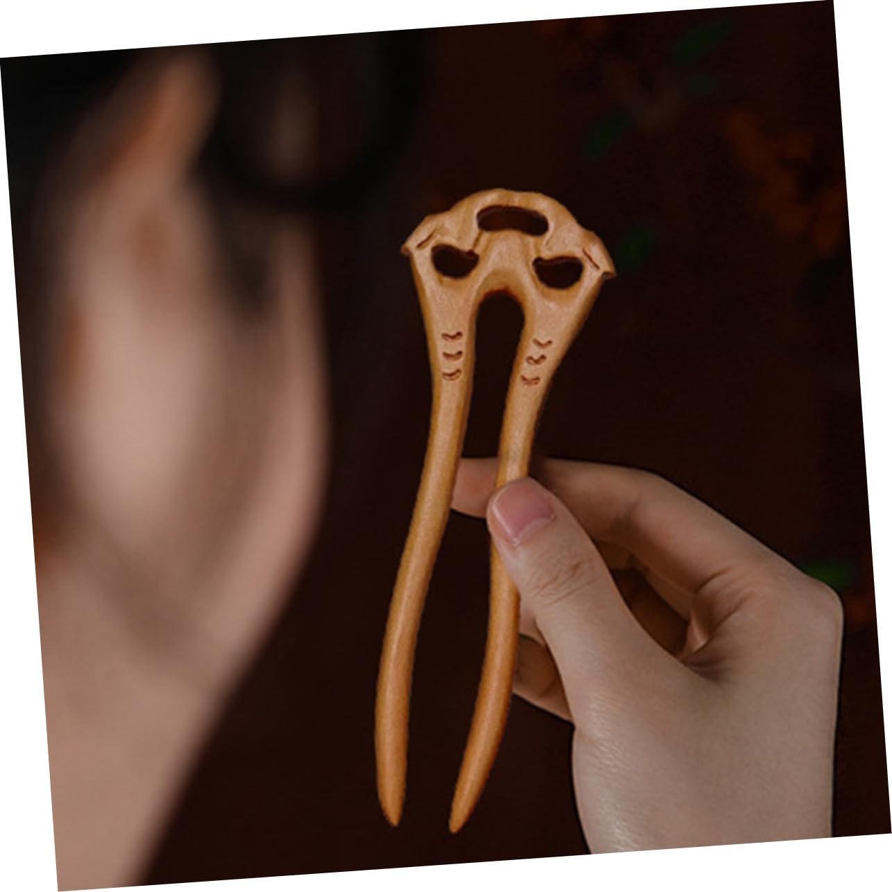 FRCOLOR 4 Stück U-förmige Haarnadel Aus Sandelholz Haarstab Aus Holz U Form Haar Antikes Haar Frauenhaarstock Haargabel Aus Holz Retro-haarstäbe Stäbchen Antiquität Mädchen Fräulein