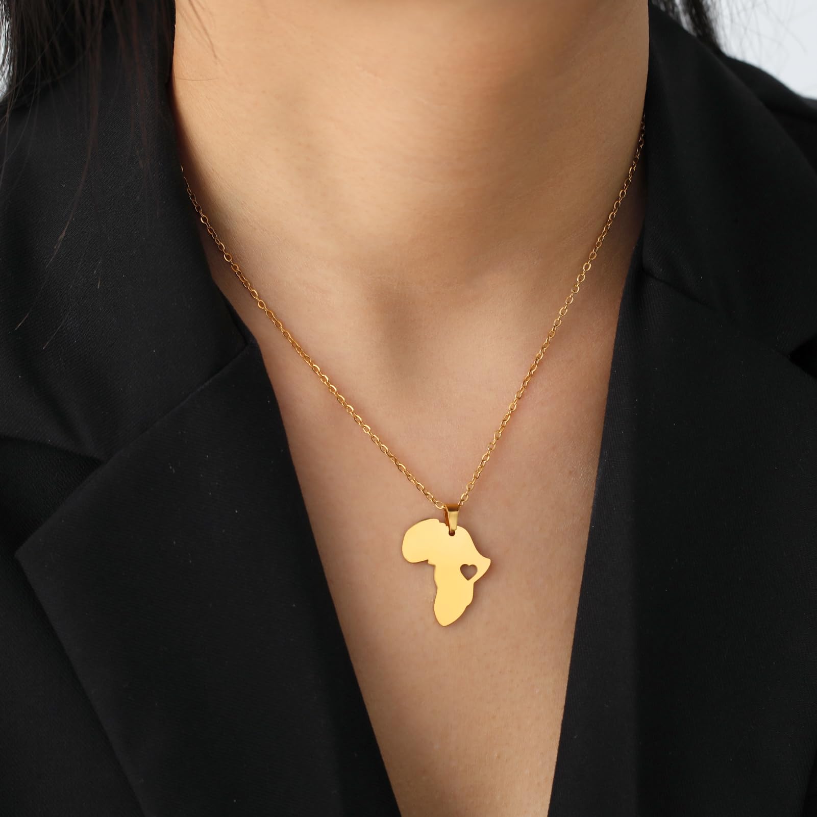 unift Mapa Mapa Naszyjnik dla kobiet i mężczyzn Hollow Stainless Steel Charm Africa Mapa Afryki Kontur Wisiorek Naszyjnik