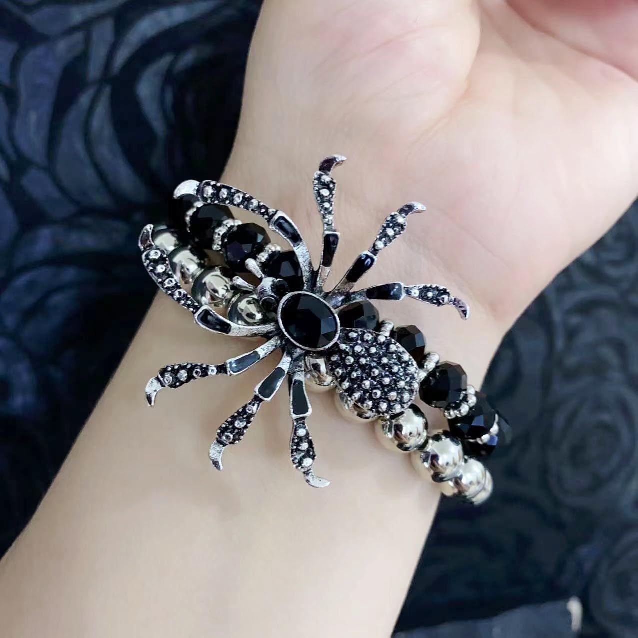 Spider Bracelets for Women Punk Holloween Bracelets for Women Men Gothic Black Beaded Stretch Bracelet Elastic Layered Beads Hand Jewelry - Image 2