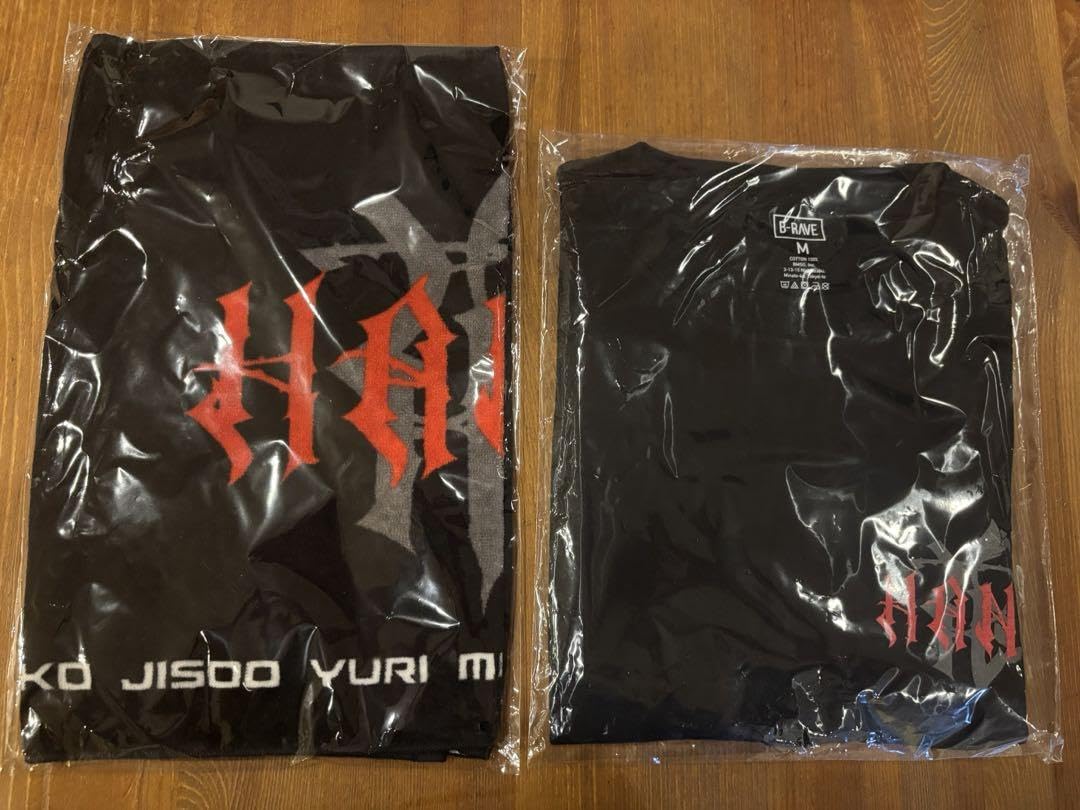 Amazon.co.jp: HANA Tシャツ M タオル 2点セット : ホビー