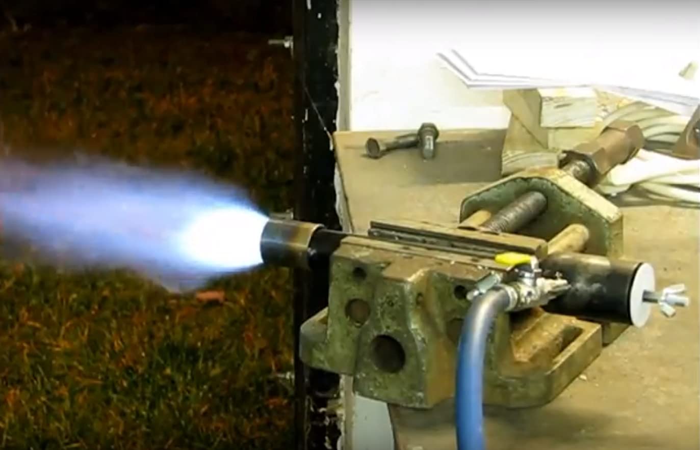 DEVIL-FORGE Gasbrenner DFP (80.000 BTU), Gaskugelhahn, Luftdrossel für Schmiede Gasofen Gasesse Schmiedeofen Hufschmiede Messermacher Metallschmiede Metallschmelzofen, Butan, Propan, LPG, Gas Burner