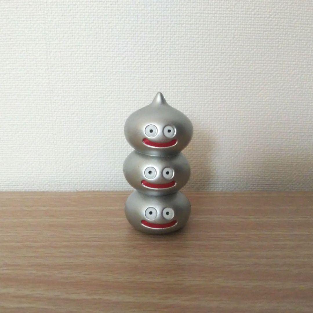 Amazon.co.jp: メタルスライム フィギュア : おもちゃ