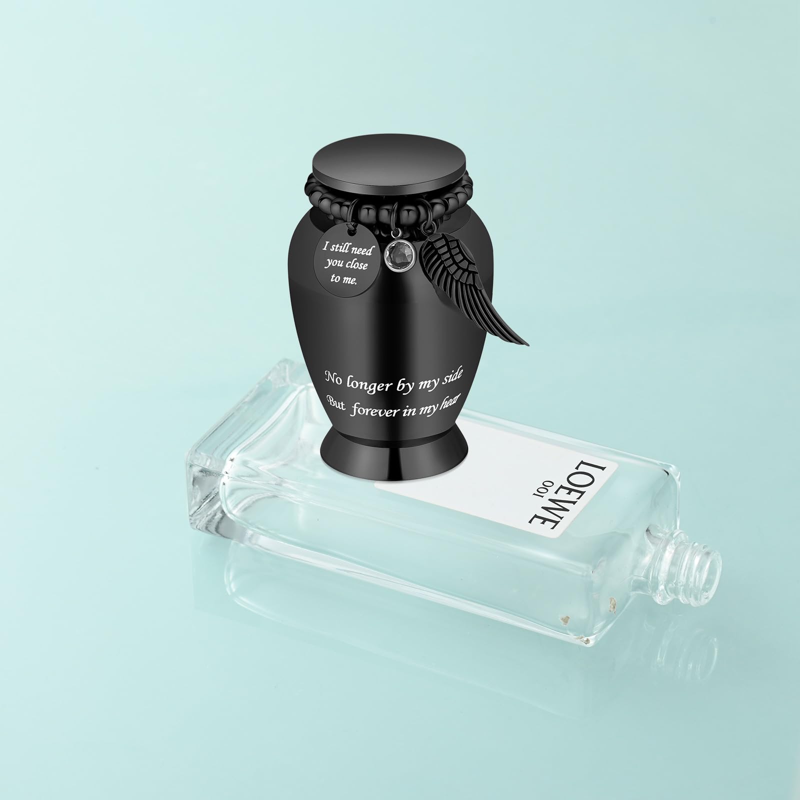 Kleine Urnen für menschliche Asche Andenken Kremation Urne für menschliche Asche mit Flügeln Charme Mini Personal Funeral Urne für Haustier (Schwarz-große Flügel)