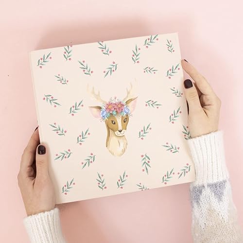 Miniatura 2 de Craftelier - Álbum de cartón forrado estampado de ciervo y acebo (6" x 8") - Todo lo que necesitas es Navidad  Sistema de 2 anillos de metal blanco